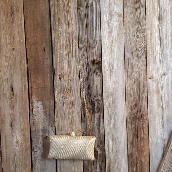 Gold shoulder bags - Picture 4 of 4